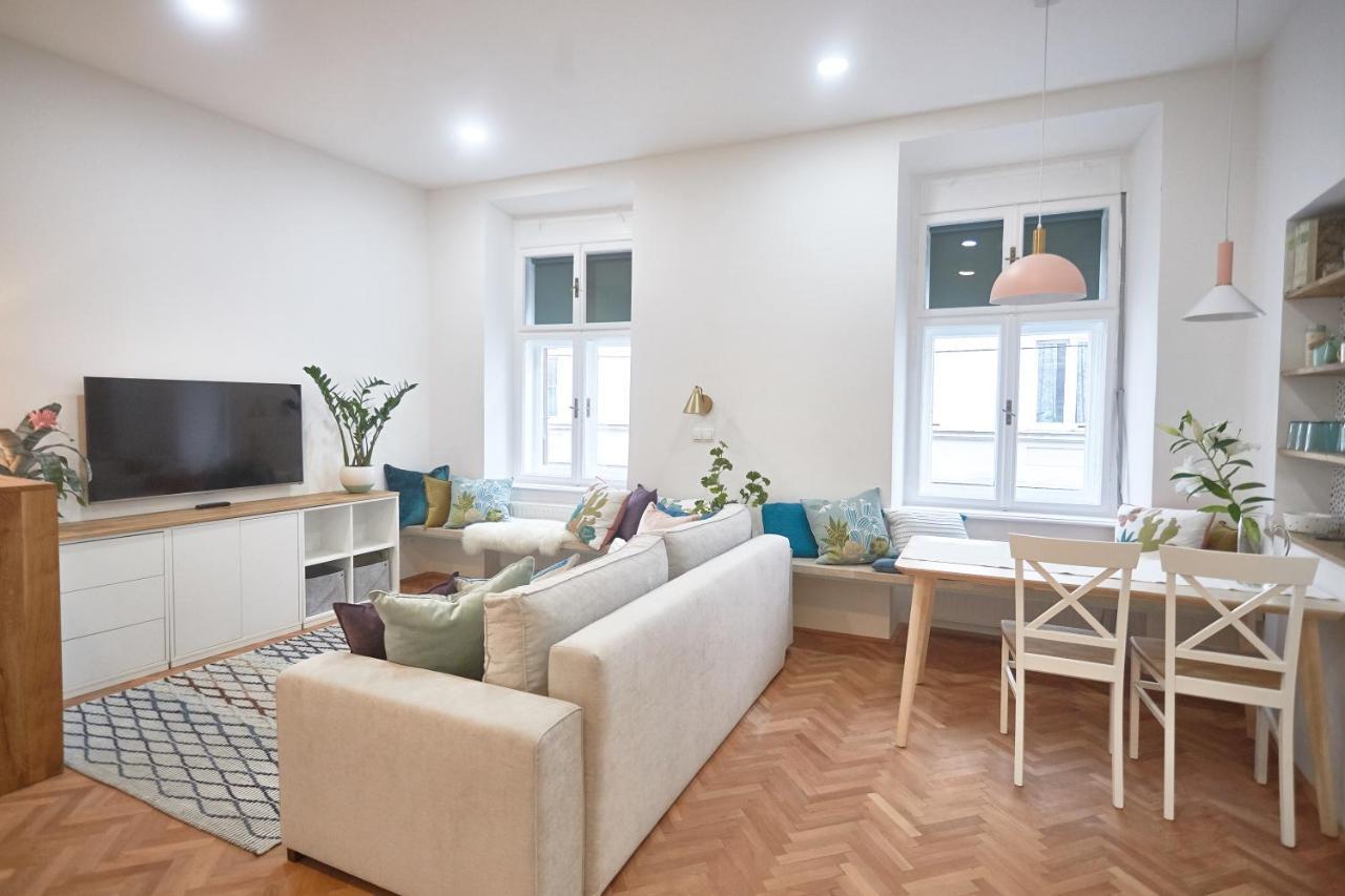 Fern Apartment *